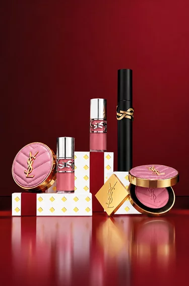 HOLIDAY MAKEOVER