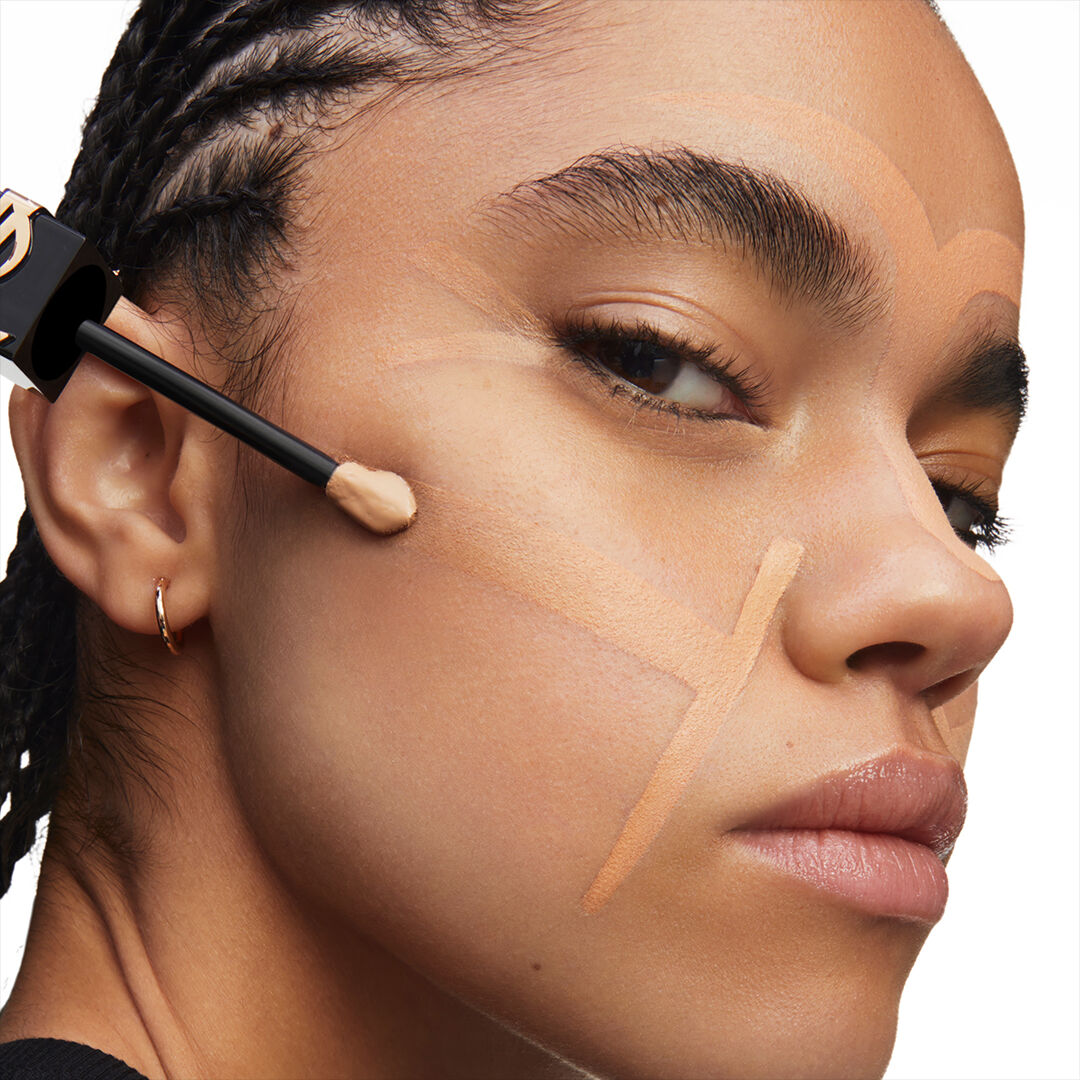 CORRETIVO FACIAL DE LONGA DURACAO YSL ALL HOURS CONCEALER COM ACABAMENTO NATURAL