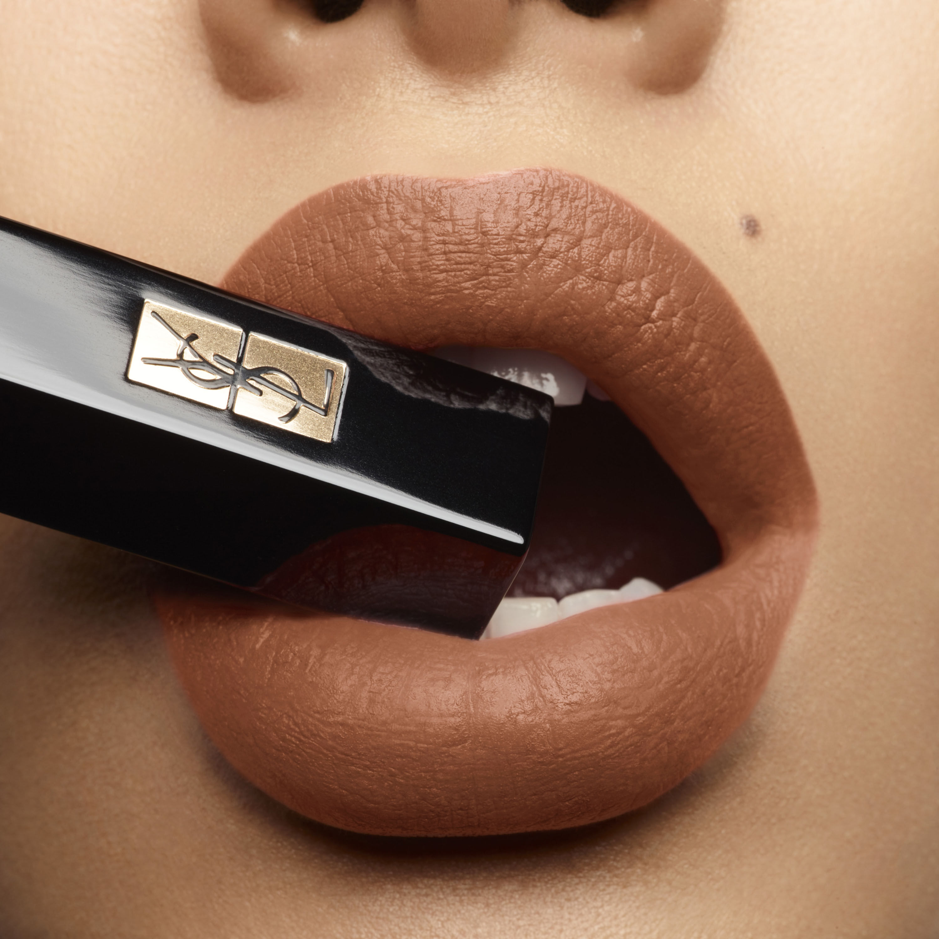 ROUGE PUR COUTURE THE SLIM VELVET RADICAL