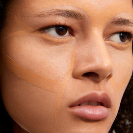 CORRETIVO FACIAL DE LONGA DURACAO YSL ALL HOURS CONCEALER COM ACABAMENTO NATURAL