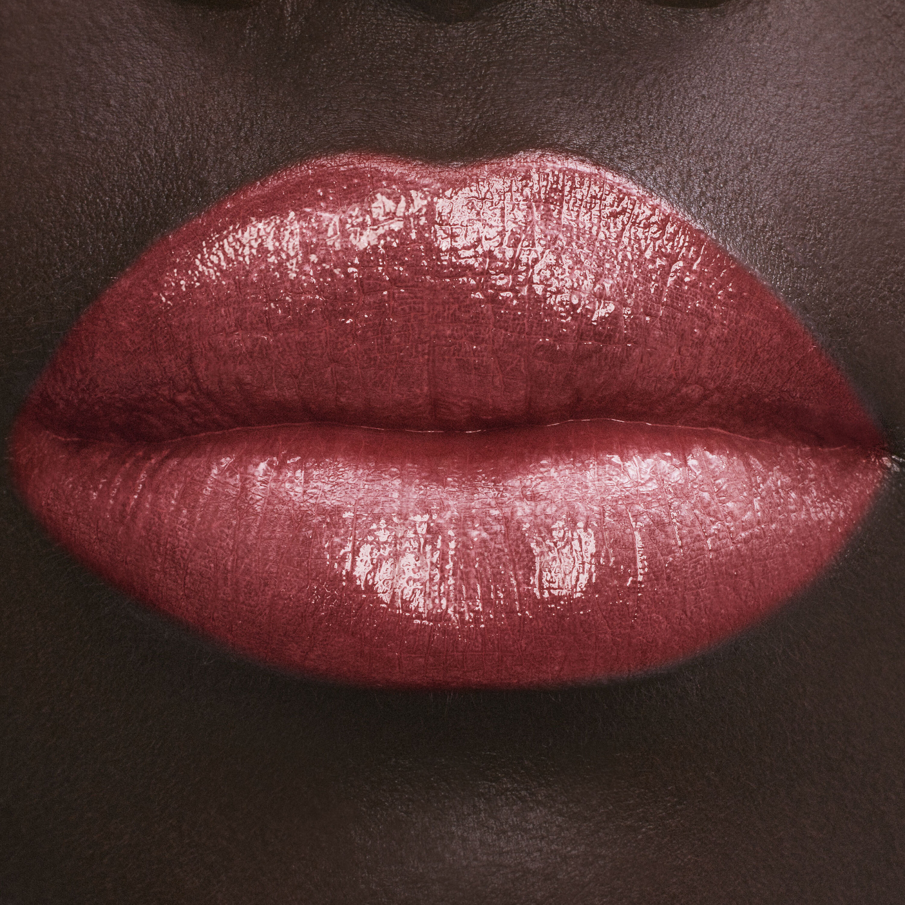 BATOM BRILHANTE HIDRATANTE YSL LOVESHINE LIP OIL ENRIQUECIDO COM POLPA DE FIGO