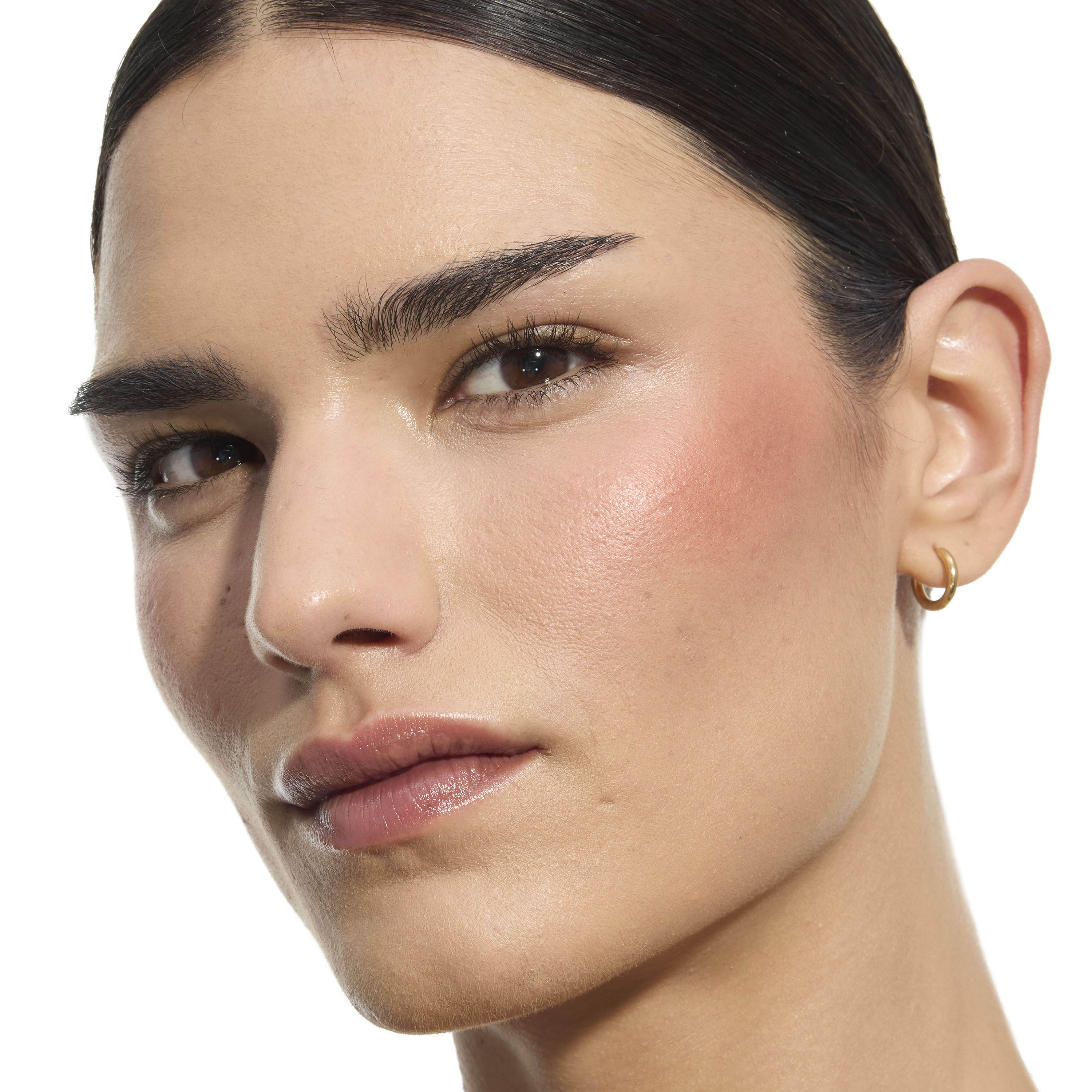 BLUSH EM PO COMPACTO YSL MAKE ME BLUSH POWDER COM EFEITO MATTE E ACABAMENTO IMPECAVEL