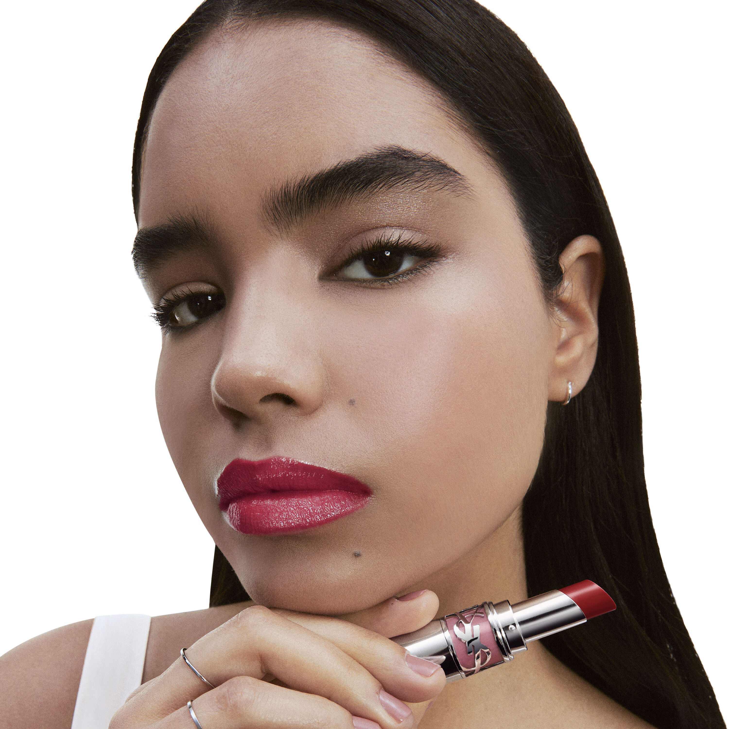 Batom com efeito gloss YSL LOVESHINE