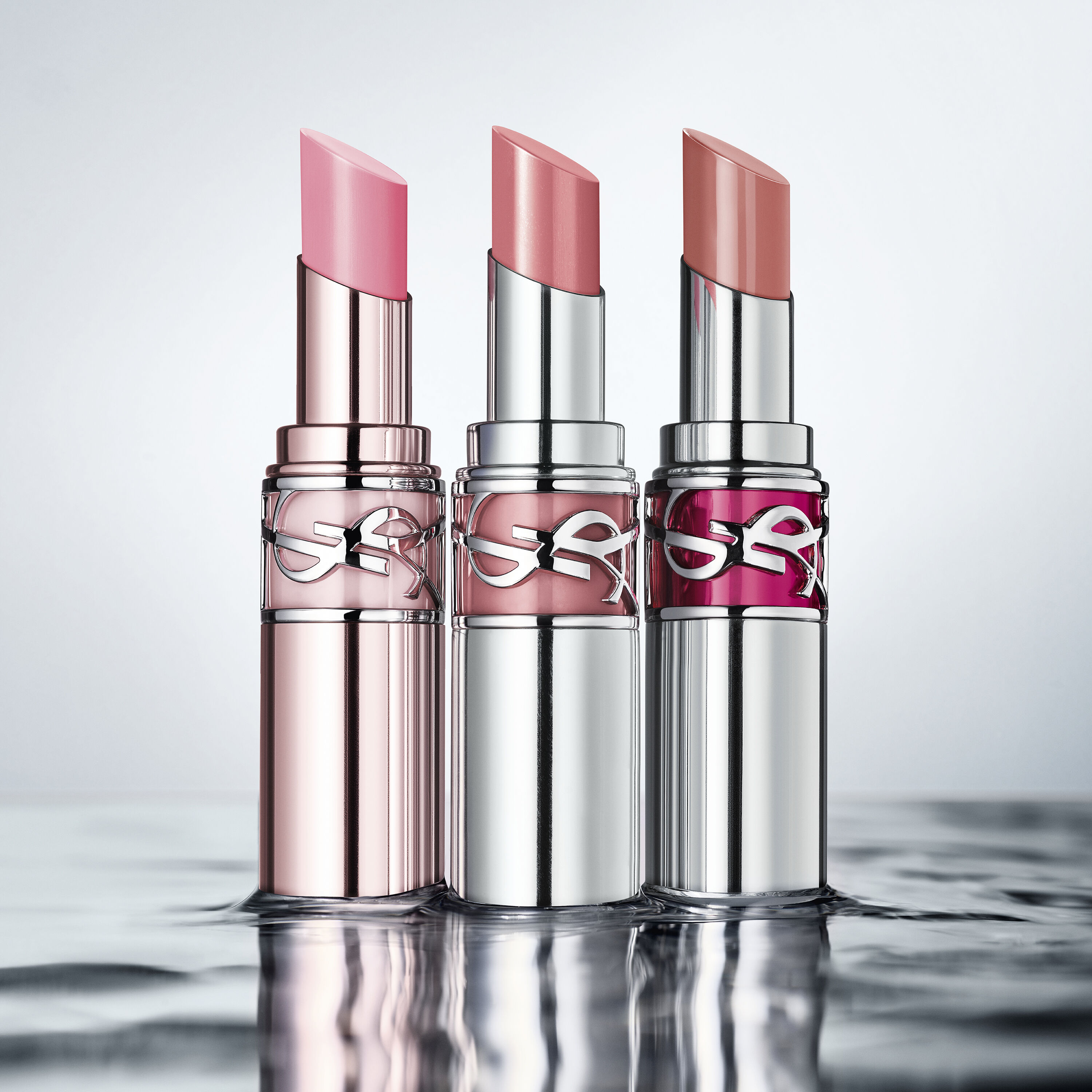 GLOSS LABIAL YSL LOVESHINE CANDY GLAZE GLOSS STICK COM COR INTENSA E EFEITO BRILHANTE