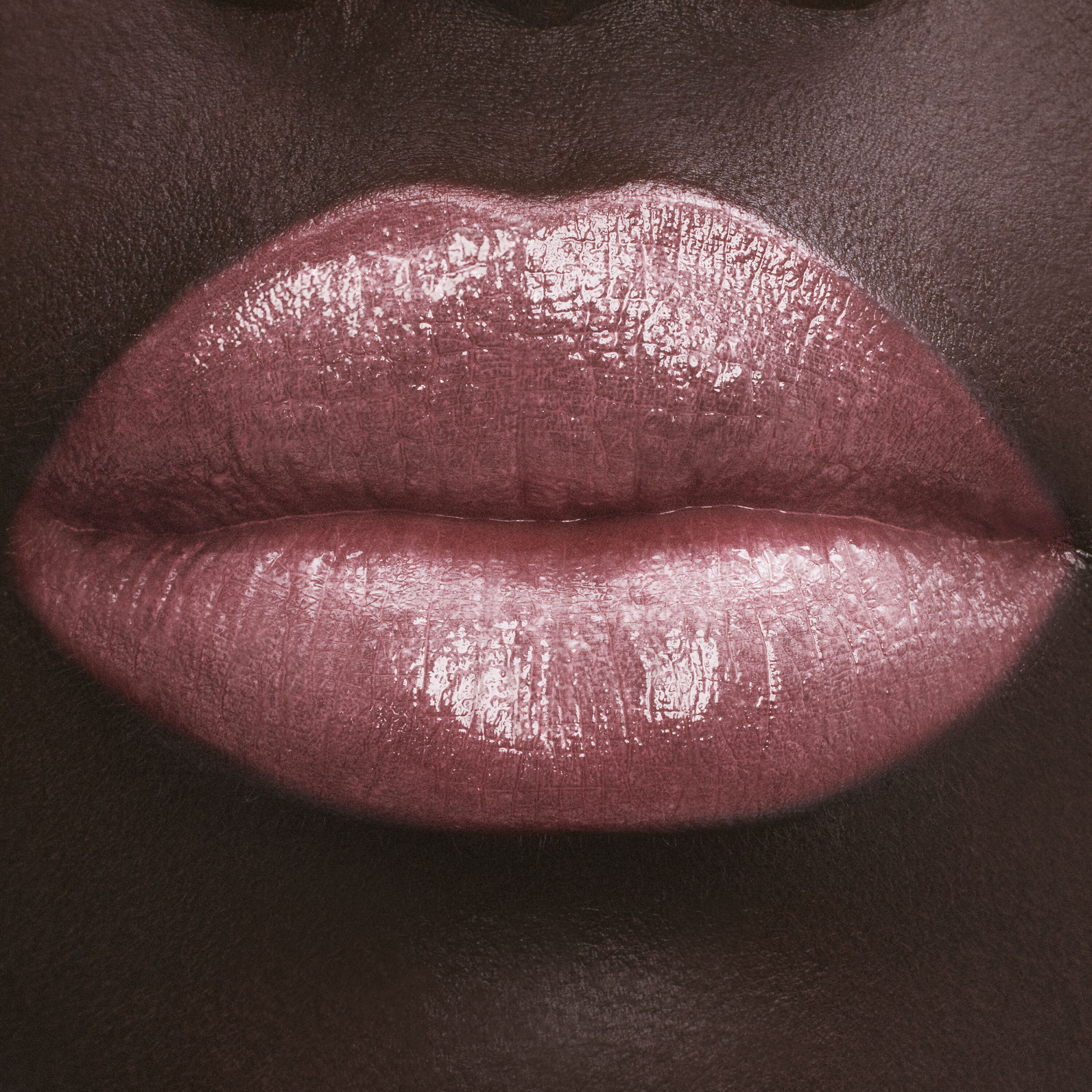 BATOM BRILHANTE HIDRATANTE YSL LOVESHINE LIP OIL ENRIQUECIDO COM POLPA DE FIGO