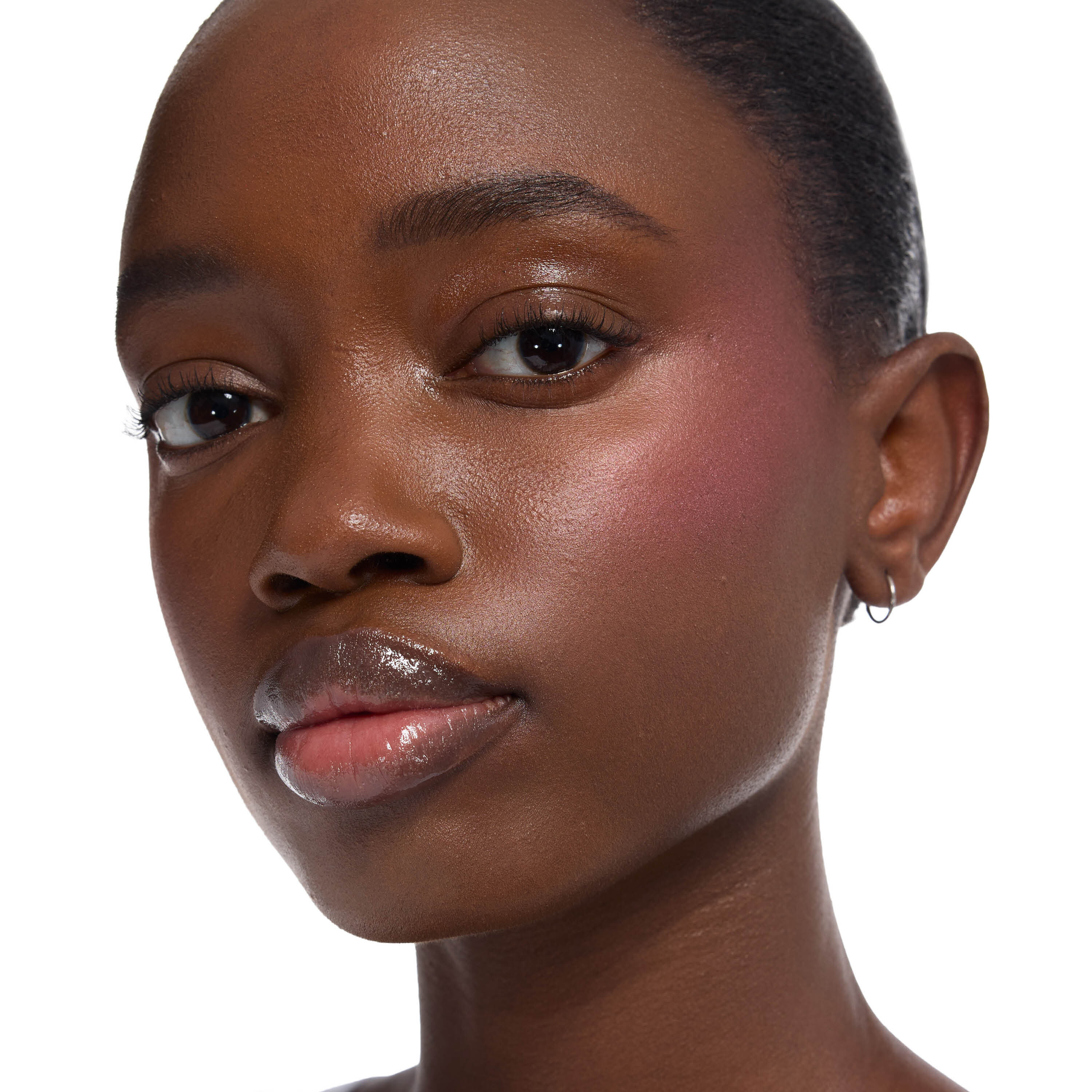 BLUSH EM PO COMPACTO YSL MAKE ME BLUSH POWDER COM EFEITO MATTE E ACABAMENTO IMPECAVEL